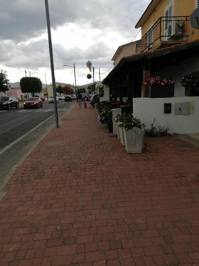 Appartamento al centro di Budoni Esterno foto